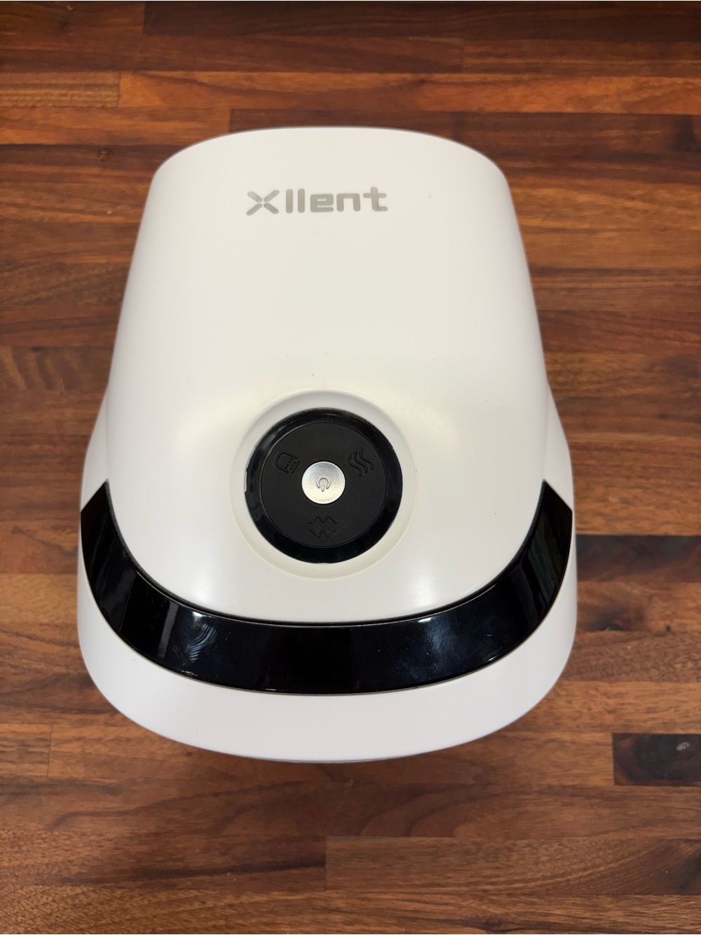 Xilent White Compact Hand Massager